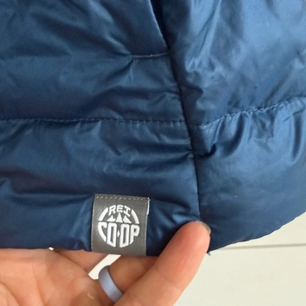 REI co-op size medium down vest - Picture 2 of 4